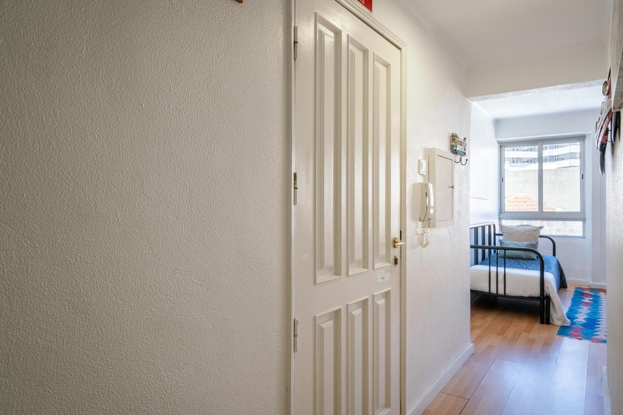 Host Wise - Large Flat W Terrace - Ace Location At Aliados Apartamento *