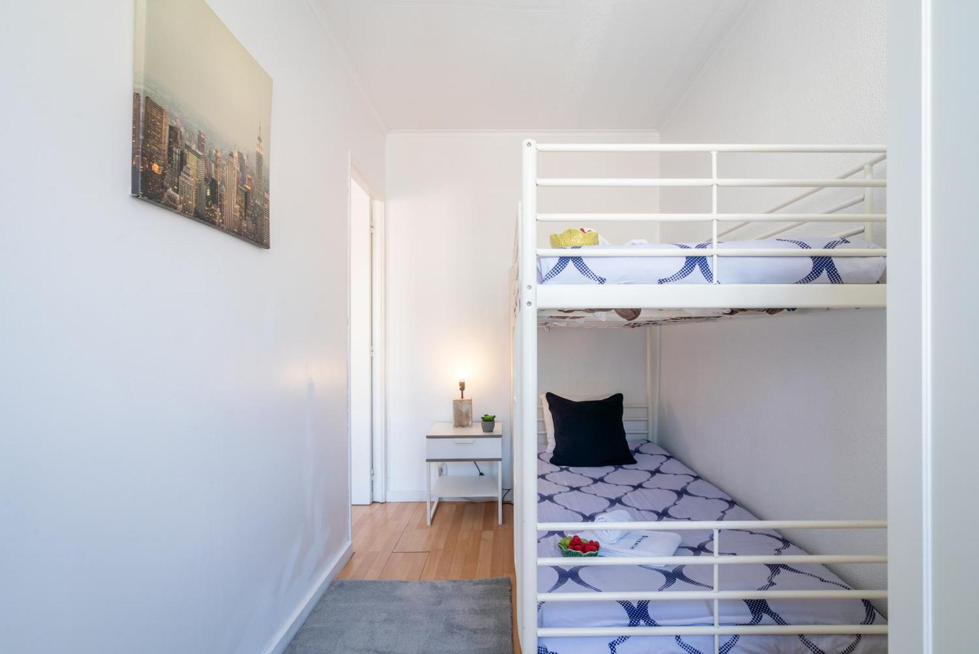 Host Wise - Large Flat W Terrace - Ace Location At Aliados Appartamento